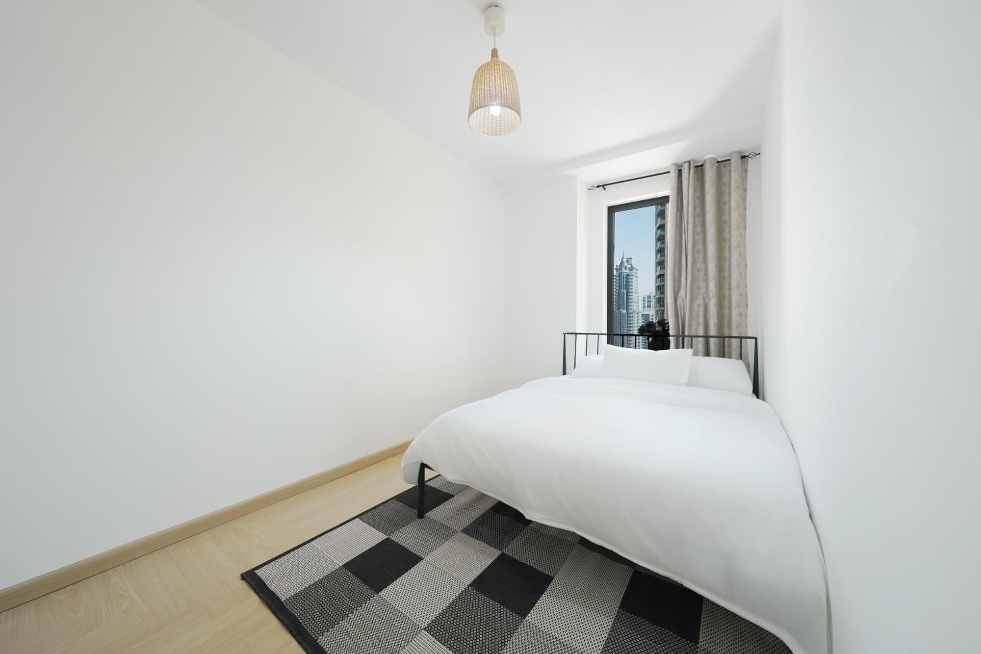 Modern Luxe Jumeirah Residences *